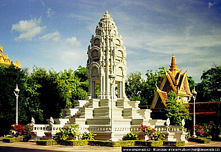Královský palác v Phnompenh (Kambodža)
