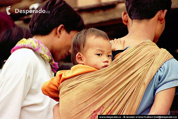 Vesnice kmene Akha (Laos)