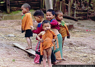 Vesnice kmene Akha (Laos)