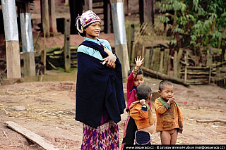 Vesnice kmene Akha (Laos)