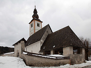 Bohinjské jezero (Slovinsko)