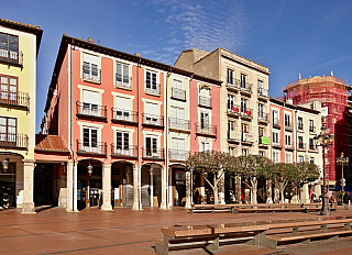 Plaza Mayor v Burgosu (Stará Kastilie - Španělsko)