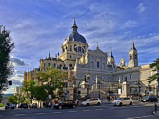 Královský palác v Madridu (Španělsko)