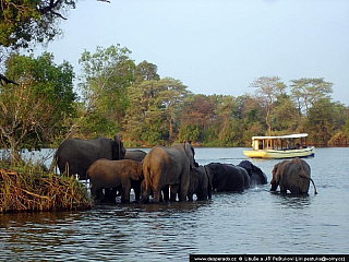 Viktoriiny vodopády (Zimbabwe)