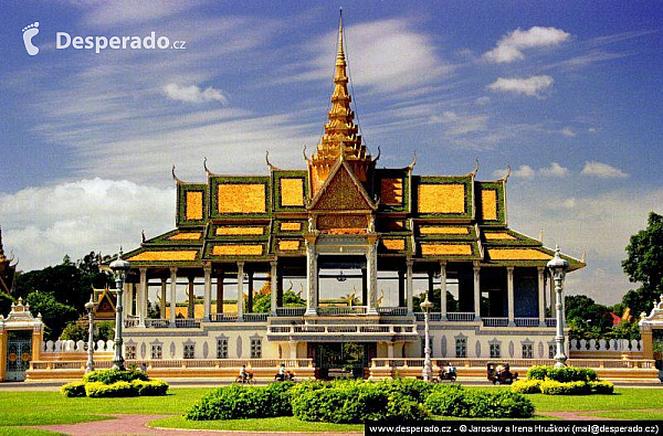 Královský palác v Phnompenh (Kambodža)