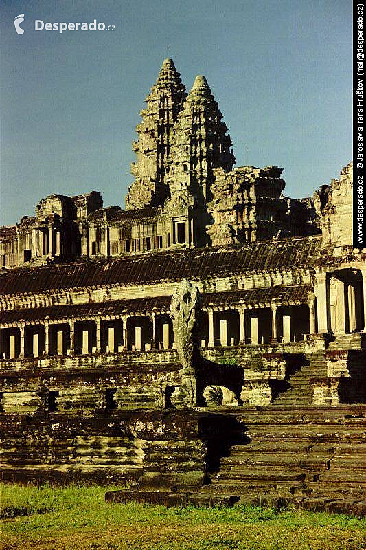 Chrámový komplex Angkor (Kambodža)