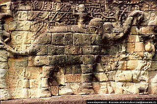 Chrámový komplex Angkor (Kambodža)