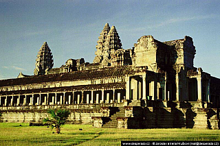 Chrámový komplex Angkor (Kambodža)