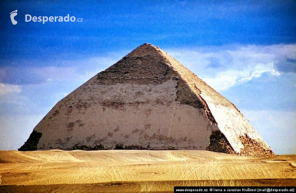 Pyramidy v Dahšúr (Egypt)
