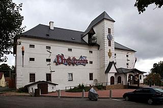 Strašidelný zámek DraXmoor v obci Dolní Rožínka (Česká republika)