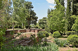 Alhambra - středověký komplex paláců a pevností nad Granadou (Andalusie - Španělsko)