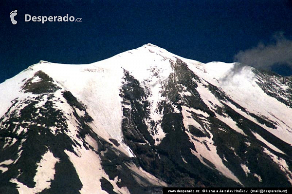 Hora Ararat z turecké strany poblíž Doğubayazıt (Turecko)