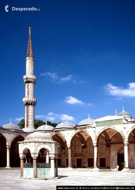 Mešita sultána Ahmeda neboli Modrá mešita v Istanbulu (Turecko)