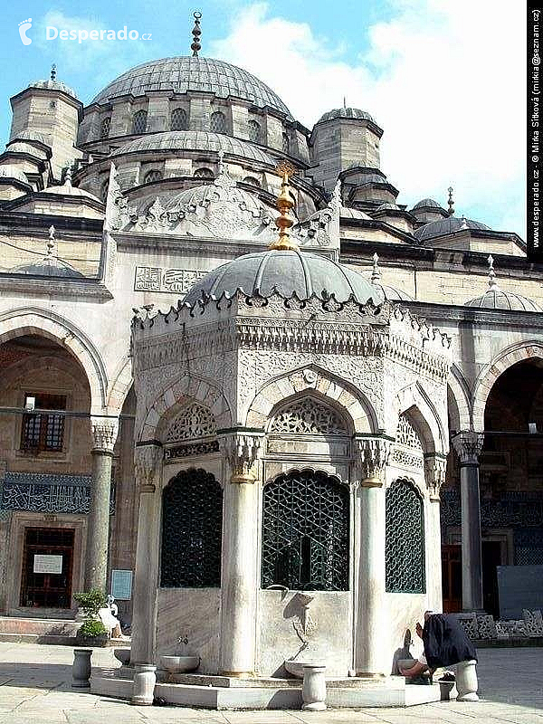 Mešita sultána Ahmeda neboli Modrá mešita v Istanbulu (Turecko)