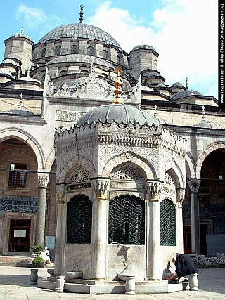 Mešita sultána Ahmeda neboli Modrá mešita v Istanbulu (Turecko)