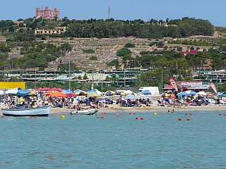 Jednou z nejoblíbenějších lokalit na dovolenou na Maltě je Mellieha (Malta)