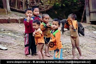 Vesnice kmene Akha (Laos)