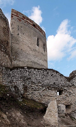 Hrad Čachtice (Slovensko)