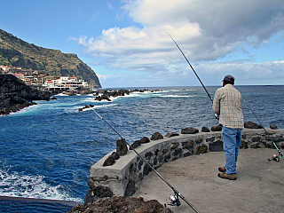 Porto Moniz (ostrov Madeira - Portugalsko)