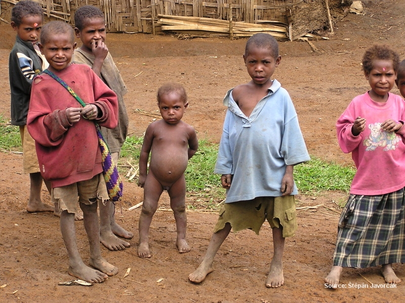 Trek k jezeru Jonky (Papua New Guinea)