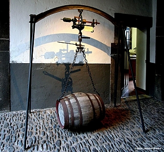 Madeirské víno (ostrov Madeira - Portugalsko)