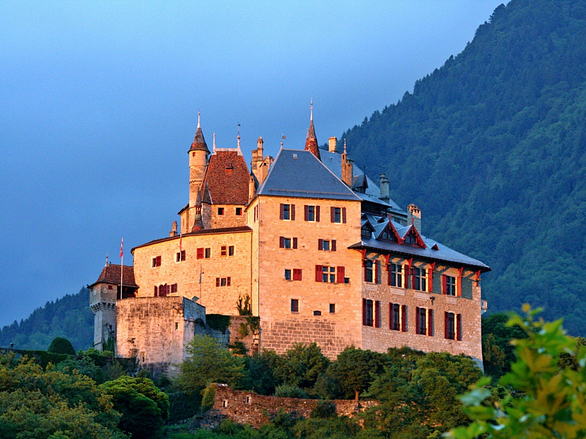 Château de Menthon-Saint-Bernard (Francie)