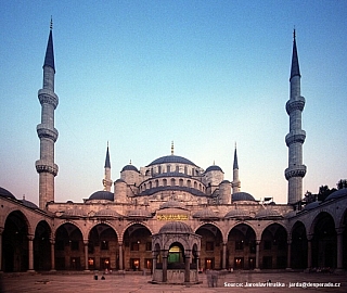 Modrá mešita v Istanbulu (Turecko)