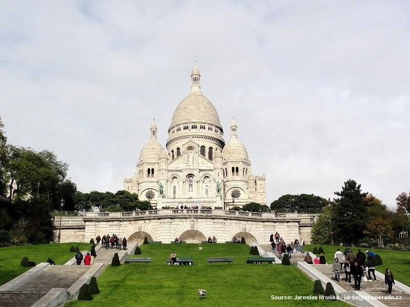 Bazilika Sacré Coeur de Montmartre v Paříži (Francie)