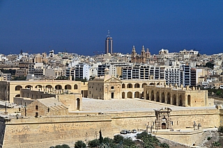 Manoel Island a pevnost Manoel Fort (Malta)