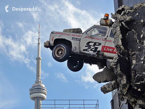 CN Tower v Torontu (Kanada)