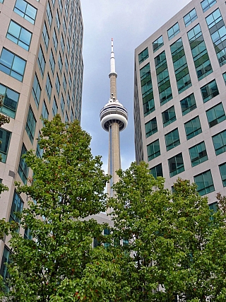 CN Tower v Torontu (Kanada)