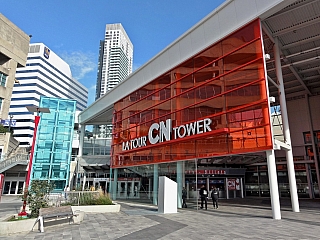 CN Tower v Torontu (Kanada)