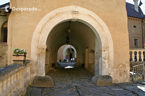 Renesanční zámek Rosenburg (Dolní Rakousy - Rakousko)