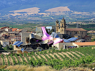 Elciego – vinařství Bodegas Marquéz de Riscal