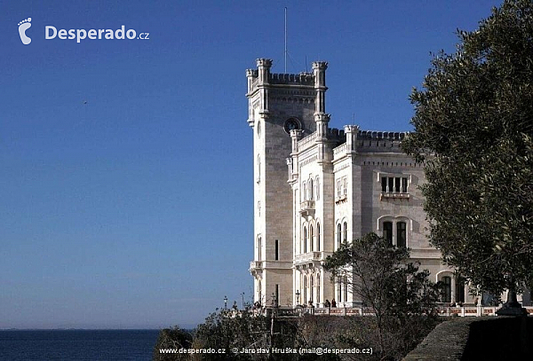 Zámek Il Castello di Miramare v Trieste (Itálie)