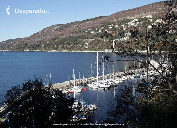 Zámek Il Castello di Miramare v Trieste (Itálie)