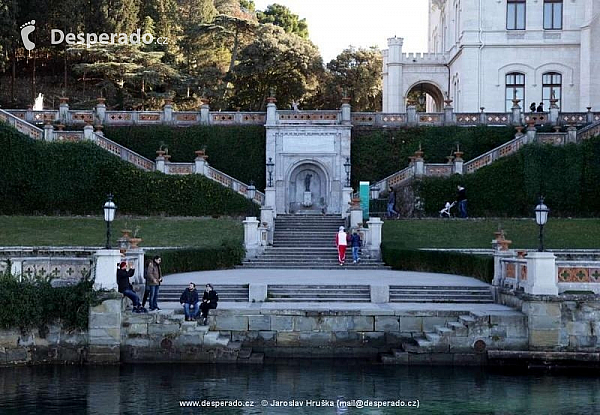 Zámek Il Castello di Miramare v Trieste (Itálie)