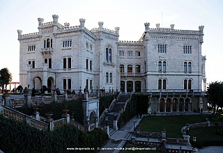 Zámek Il Castello di Miramare v Trieste (Itálie)
