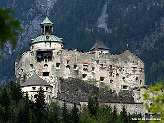 Město Werfen a Hrad Hohenwerfen