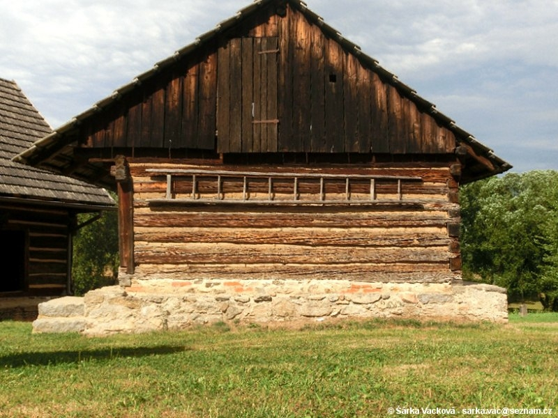 Skanzen ve Vysokém Chlumci (Česká republika)