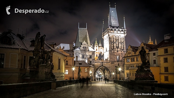 Karlův most v Praze (Česká republika)
