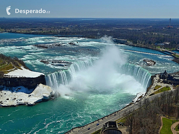 Niagarské vodopády (Kanada)