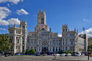 Palacio de Cibeles v Madridu (Španělsko)