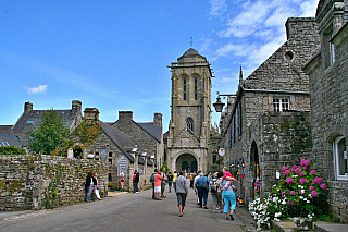 Historická vesnice Locronan (Bretaň - Francie)