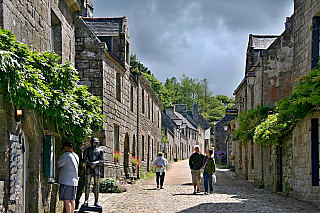 Historická vesnice Locronan (Bretaň - Francie)