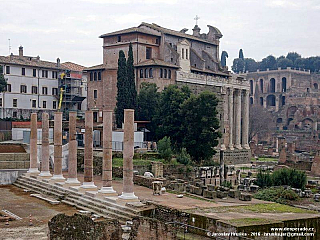 Forum Romanum v Římě