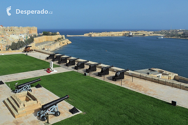 Upper Barrakka Gardens ve Vallettě (Malta)