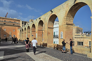Upper Barrakka Gardens ve Vallettě (Malta)