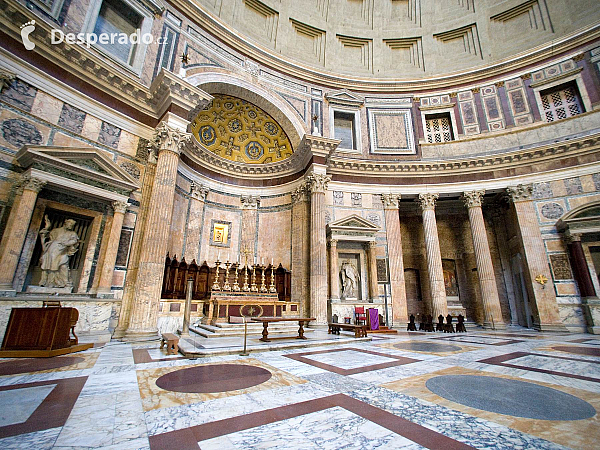 Pantheon v Římě (Itálie)