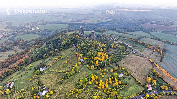 Hrad Trosky (Česká republika) - Photo by Martin Kunzendorfer